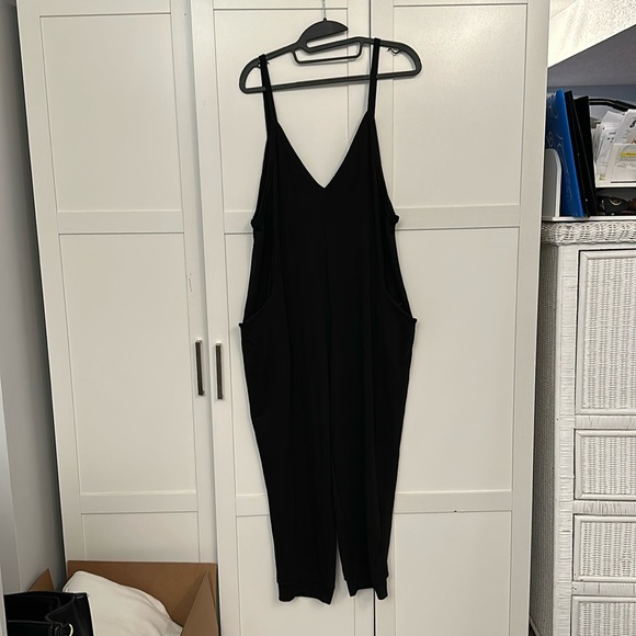 Double V Neck Hidden Pocket Cami Jumpsuit - Picture 2 of 2